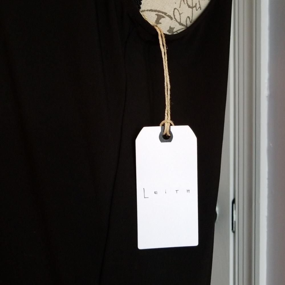 Leith LBD - Picture 4 of 5